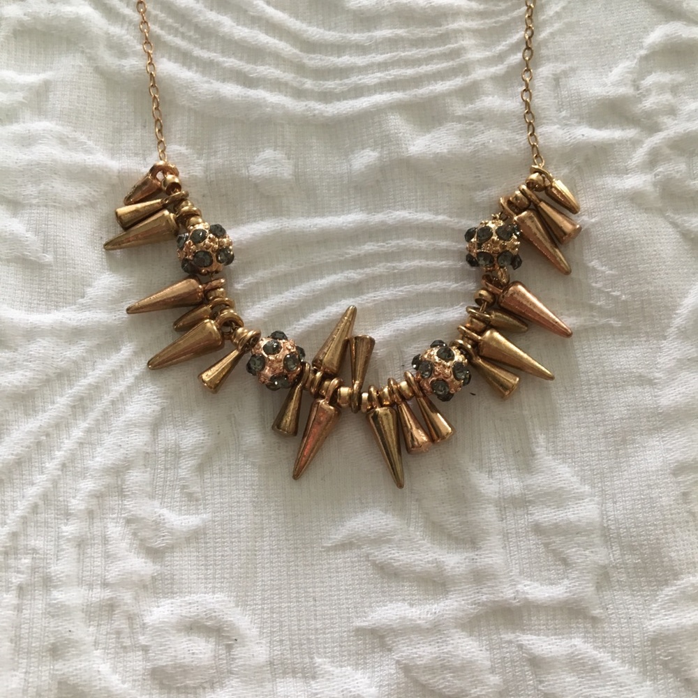 Stella & Dot spike necklace